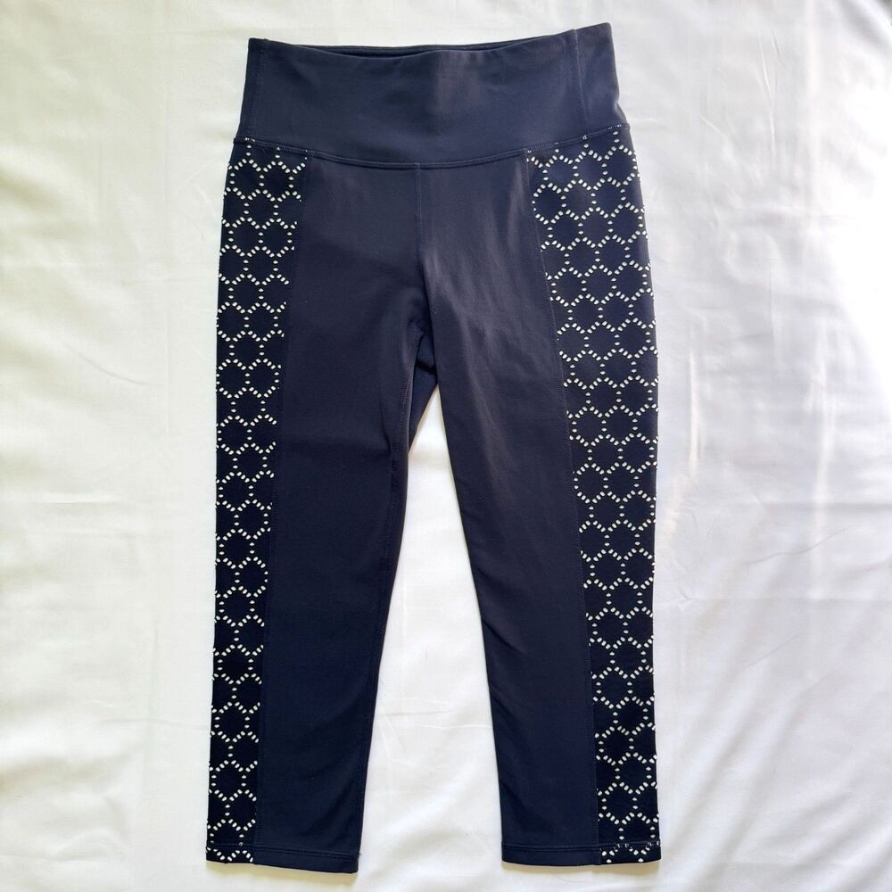 Athleta Chaturanga Navy Blue Cropped Capri Leggings White Eyelet Size Small